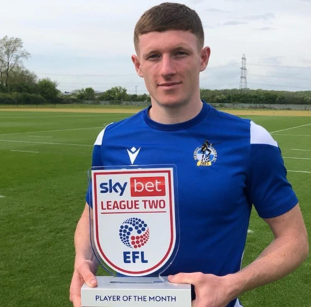 曼联与纽卡竞逐诺丁汉森林新星:安德森身价超亿镑及赛场表现剖析