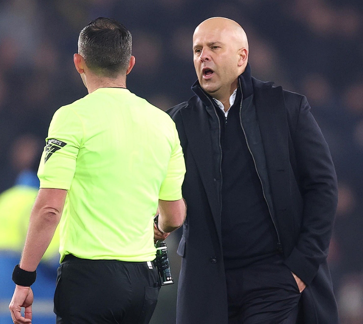 英超第10轮：利物浦胜维拉，斯洛特剖析赛场风云