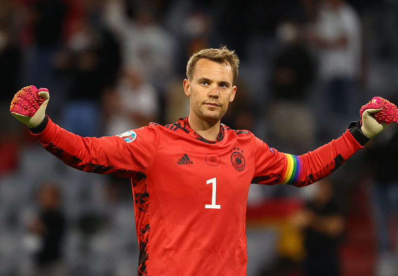 诺伊尔赛前发声：聚焦欧冠对阵巴黎，展望球队前景