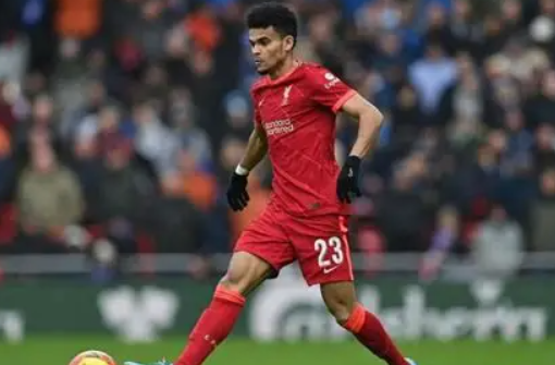 德甲赛场风云：拜仁客场绝平柏林联，孔帕尼赛后深度剖析