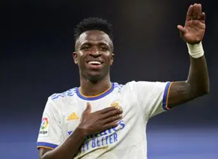 西甲第12轮皇马客场战平，记者点评锋线困境与战术疑云