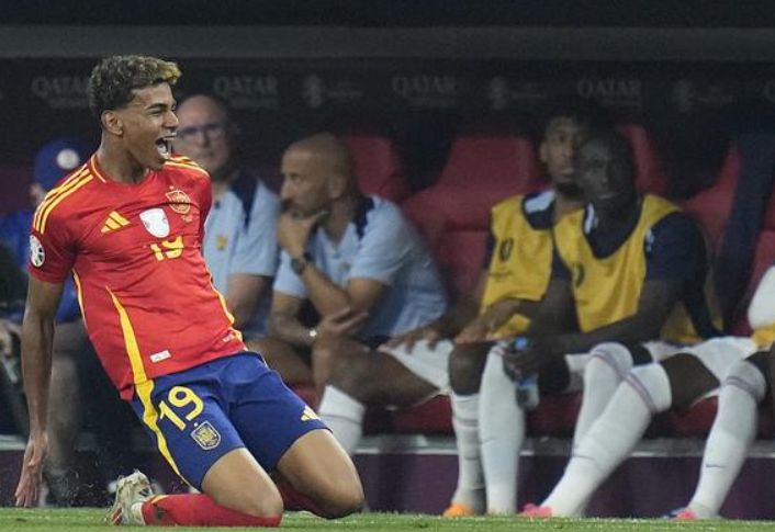 胡安&middot;弗朗西斯科谈年轻球员压力：伤病与舆论的双重考验