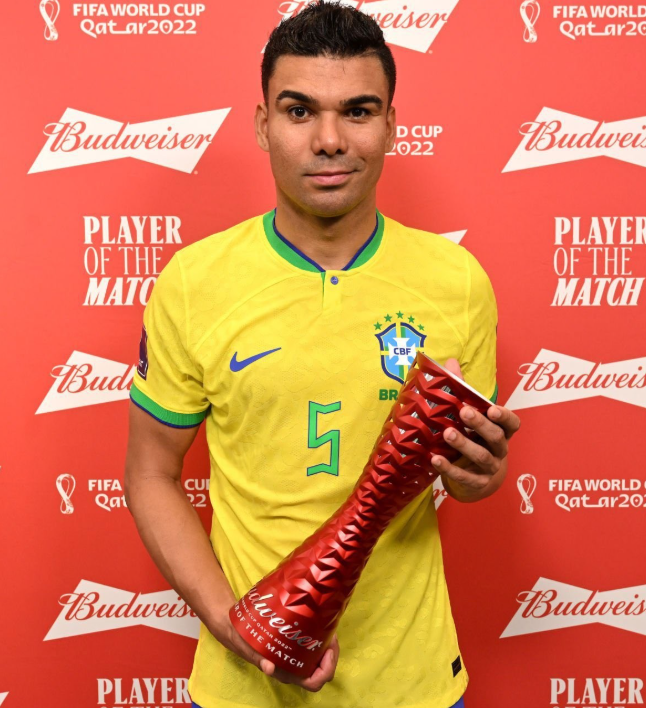 巴西友谊赛完胜塞内加尔，卡塞米罗盛赞定位球战术成效显著