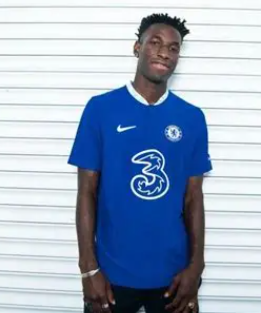 拜仁锋线动态：杰克逊留队，新援引援计划浮出水面