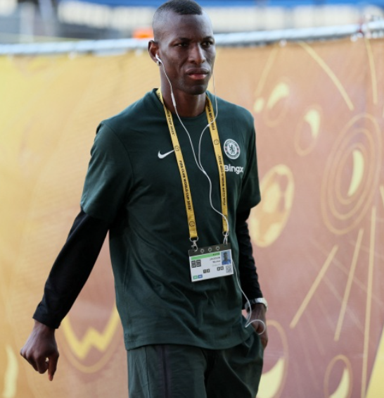 拜仁锋线动态：杰克逊留队，新援引援计划浮出水面