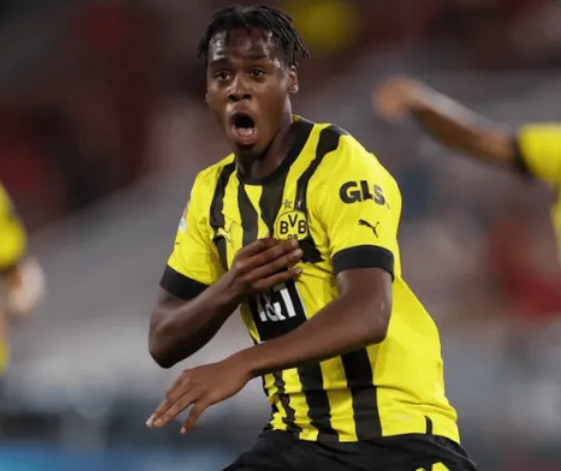 英超第12轮：吉滕斯助力切尔西客场奏凯