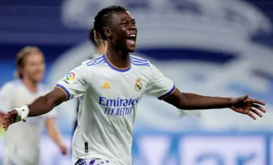 利物浦引援聚焦：卡马文加成中场头号目标