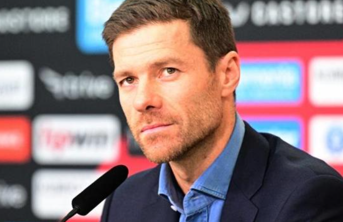 阿隆索执教皇马：困境重重，挑战不断