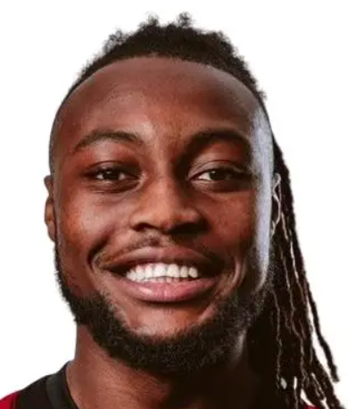 利物浦明年转会动态：多线布局与人员调整策略