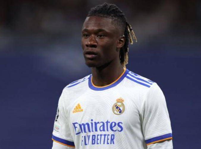 利物浦将卡马文加列中场引援首选，多队竞逐这位法国中场新星