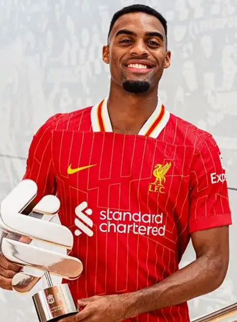 赫拉芬贝赫展望利物浦对阵利兹联：聚焦备战，直面挑战