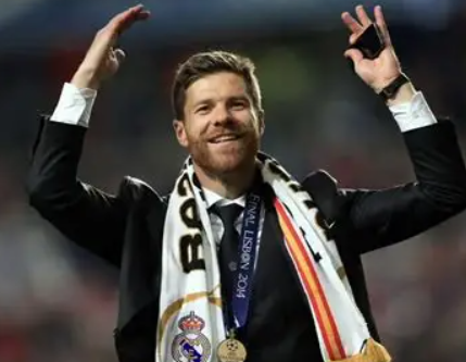 阿隆索执教困境下的交流动态与人员偏好剖析