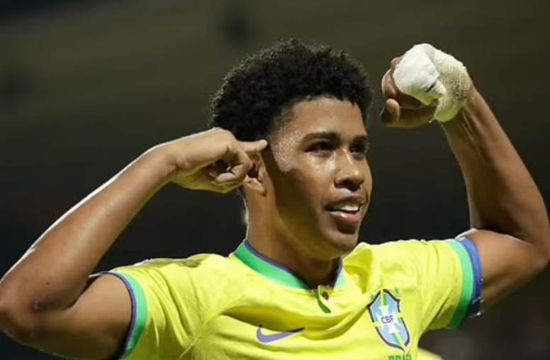 安德烈&middot;桑托斯：足球逐梦路，从<a href='https://energensemi.com/news/tag/1068605.html' style='color: blue;'>巴西</a>到切尔西的跨越